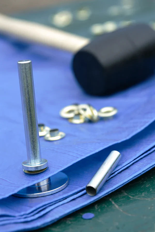 Coghlan's Gromment Kit