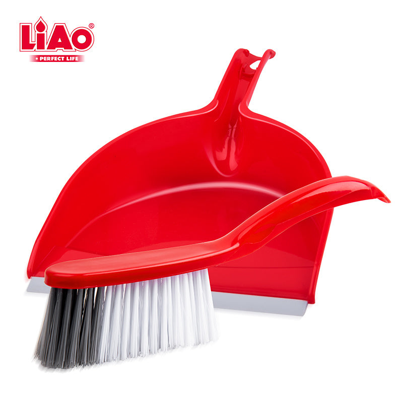 LIAO Dustpan & Brush Set  C130011
