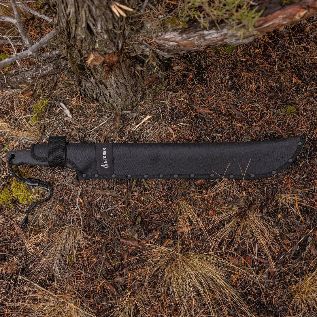 GERBER Gator Machete - Black w/ Nylon Sheath